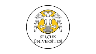 تأسست جامعة سلجوق Selçuk Üniversitesi عام 1975 في مدينة قونيا التي تعتبر أكبر مدينة في تركيا. وتمتلك حالياً من 23 كلية و 22 معهد