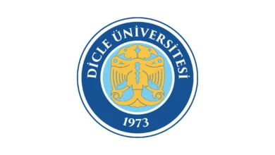 تأسست جامعة دجلة Dicle Üniversitesi عام 1973 في مدينة ديار بكر. وتضم 17 كلية و 3 كليات تطبيقية و 4 معاهد دراسات عليا و 12 معهد مهني