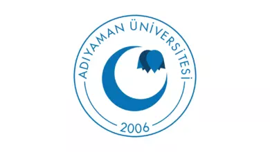 تأسست جامعة اديمان Adıyaman Üniversitesi عام 2006. وتضم 13 كلية و 6 معاهد مهنية و2 كليات تطبيقية و 18 مركزاً للبحث والتطبيق