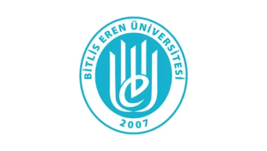 تأسست جامعة بيتليس ايرن Bitlis Eren Üniversitesi . الواقعة في منطقة شرق الأناضول ، في 17 مايو 2007. كلية الآداب والعلوم بجامعة بيتليس ايرين