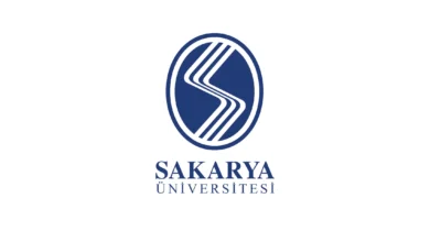 جامعة سكاريا Sakarya Üniversitesi هي جامعة تركية حكومية تقع في مدينة سكاريا تركيا هي أول جامعة في تركيا تحصل على شهادة نظام إدارة الجودة
