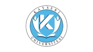 تقع جامعة قيصري Kayseri Üniversitesi في مدينة قيصري ، والتي لها تاريخ عميق الجذور. تم وضع الأساس الأول للتعليم العالي في عام 1206.