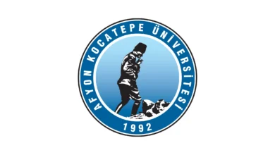 جامعة افيون كوجه تبه Afyon Kocatepe Üniversitesi ,هي جامعة حكومية تأسست في أفيون قره حصار عام 1992. يعتمد تأسيس الجامعة على كلية أفيون قره