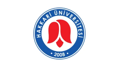 جامعة هاكاري Hakkari Üniversitesi هي جامعة حكومية تركية تأسست عام 2008 في مدينة هاكاري. وتحتوي جامعة هاكاري على 7 كليات و 3 معاهد مهنية و 1 معهد دراسات عليا.