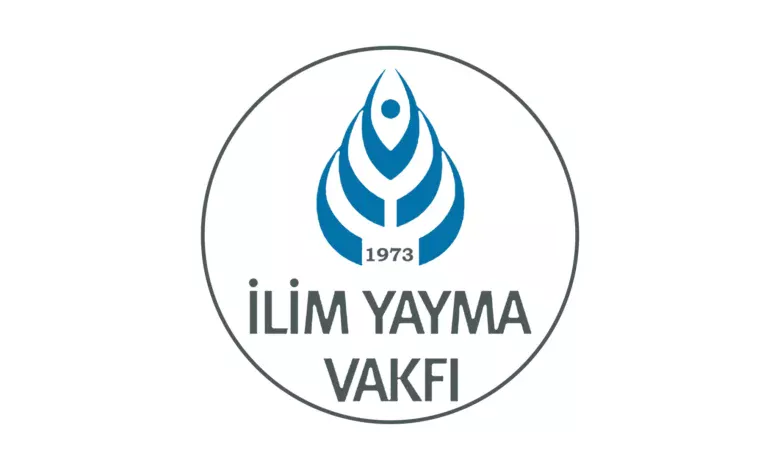 منحة نشر العلم İlim Yayma Vakfı تمنح المنح الدراسية سنوياً لطلاب الدراسات العليا الأتراك والأجانب بما يتماشى مع الشروط التي تحددها لجنة المنح الدراسية داخل مؤسسة نشر العلم.